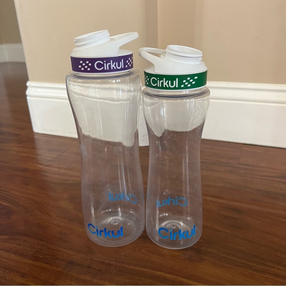 Set of 2 Cirkul Water Bottles - 22 oz and 32 oz